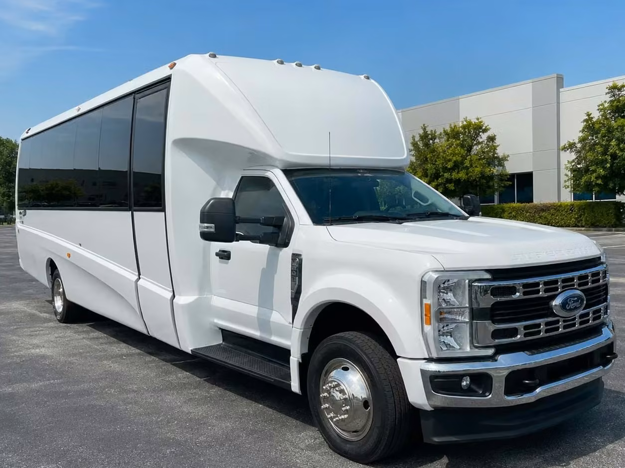 paragould 25 passenger minibus rental