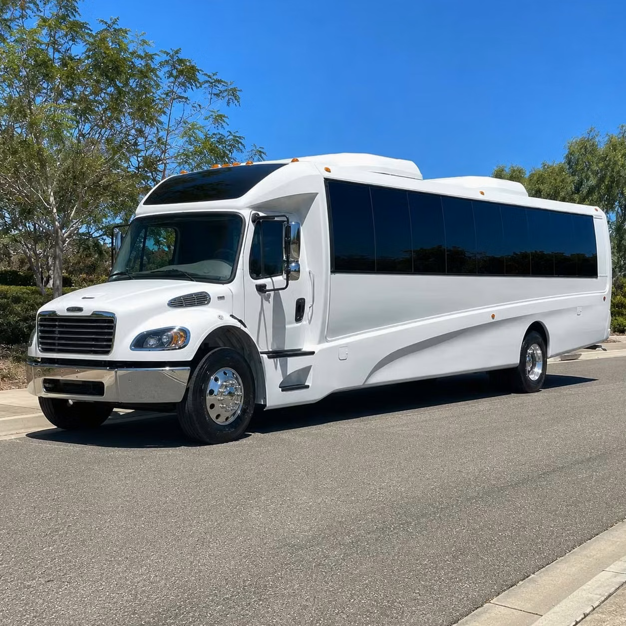 paragould 35 passenger minibus rental